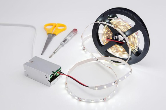 Connect SMD LED Strips to a Battery Connect SMD LED Strips to a Battery